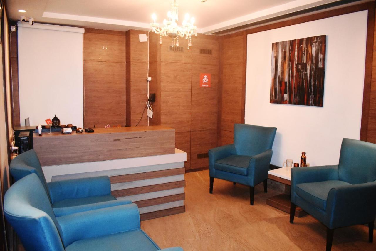 Lemonwood Suites By F9 Hotels - Trivoli Garden Chhatarpur 뉴델리 외부 사진