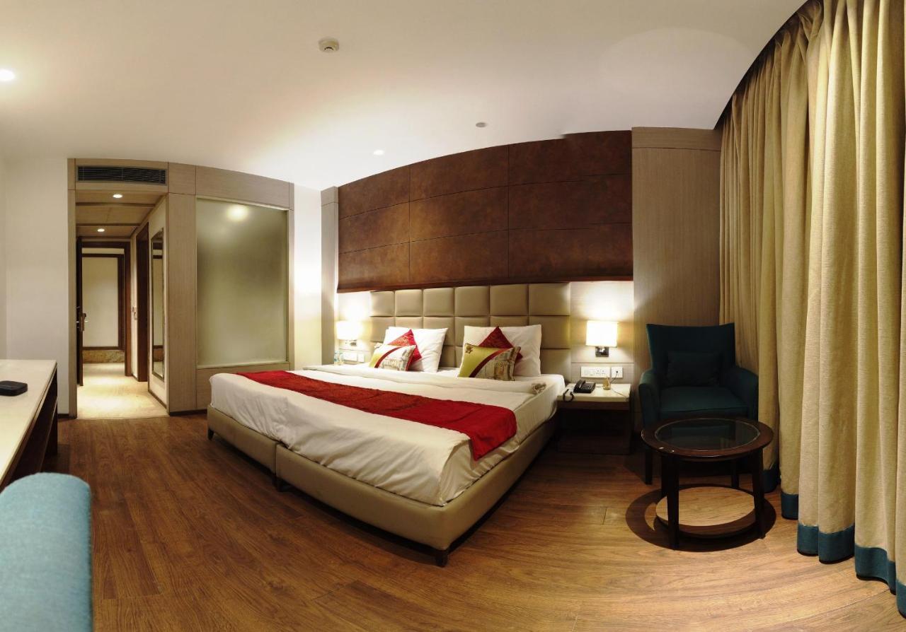 Lemonwood Suites By F9 Hotels - Trivoli Garden Chhatarpur 뉴델리 외부 사진