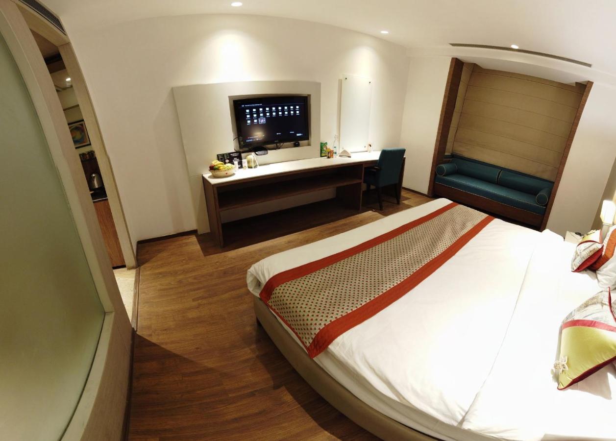 Lemonwood Suites By F9 Hotels - Trivoli Garden Chhatarpur 뉴델리 외부 사진
