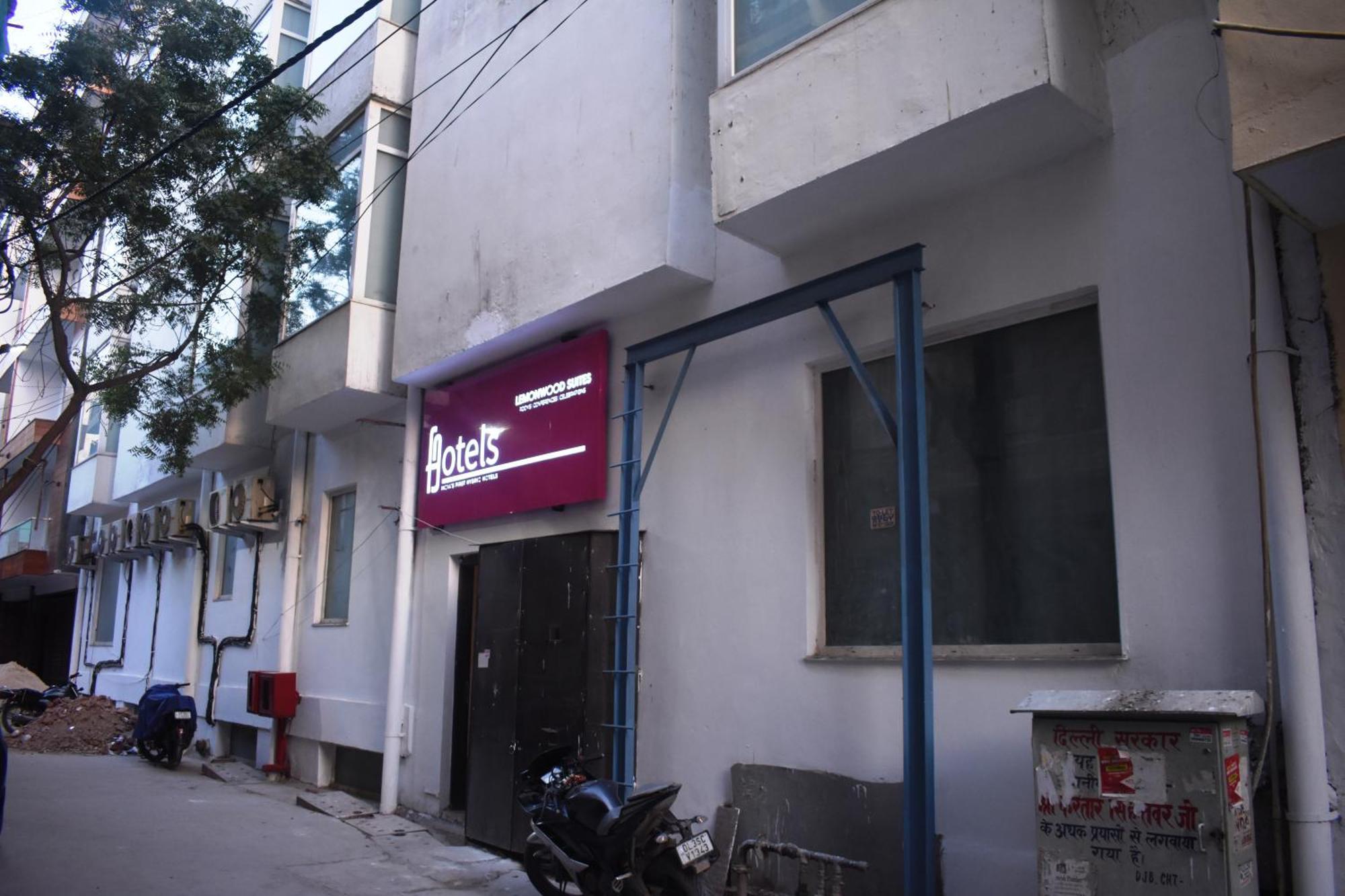 Lemonwood Suites By F9 Hotels - Trivoli Garden Chhatarpur 뉴델리 외부 사진