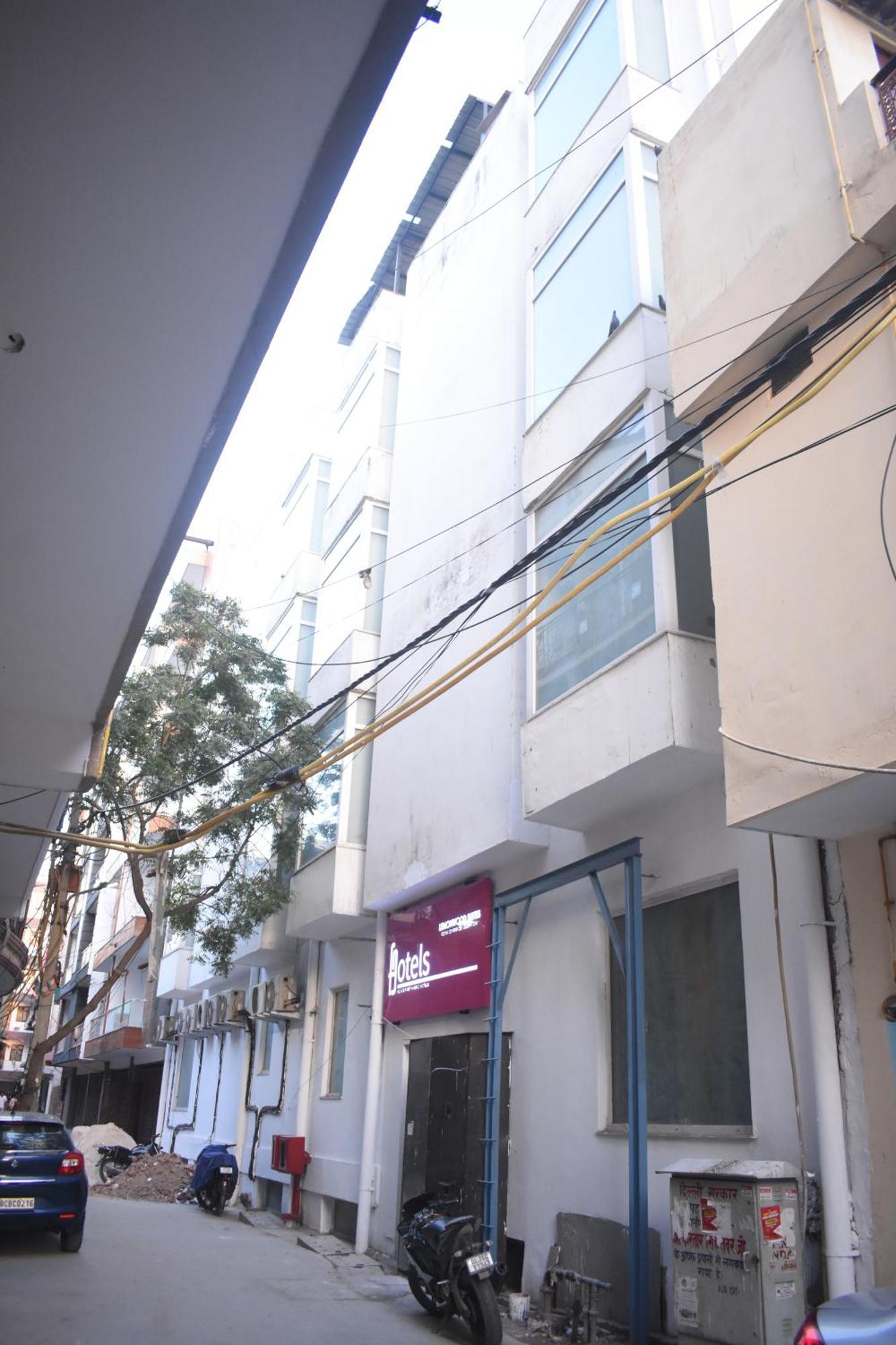 Lemonwood Suites By F9 Hotels - Trivoli Garden Chhatarpur 뉴델리 외부 사진
